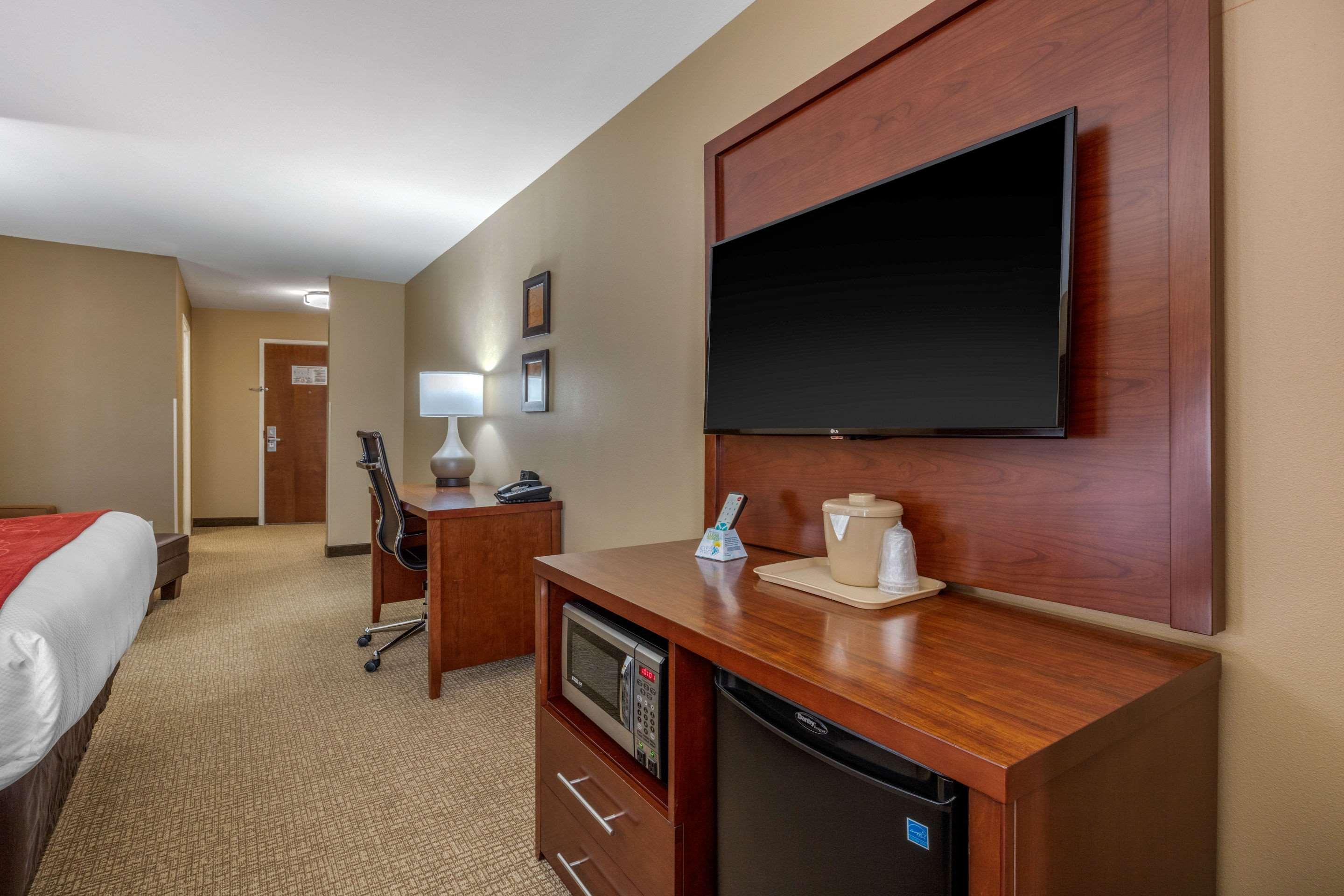 Comfort Suites Pelham Hoover I-65 Екстер'єр фото