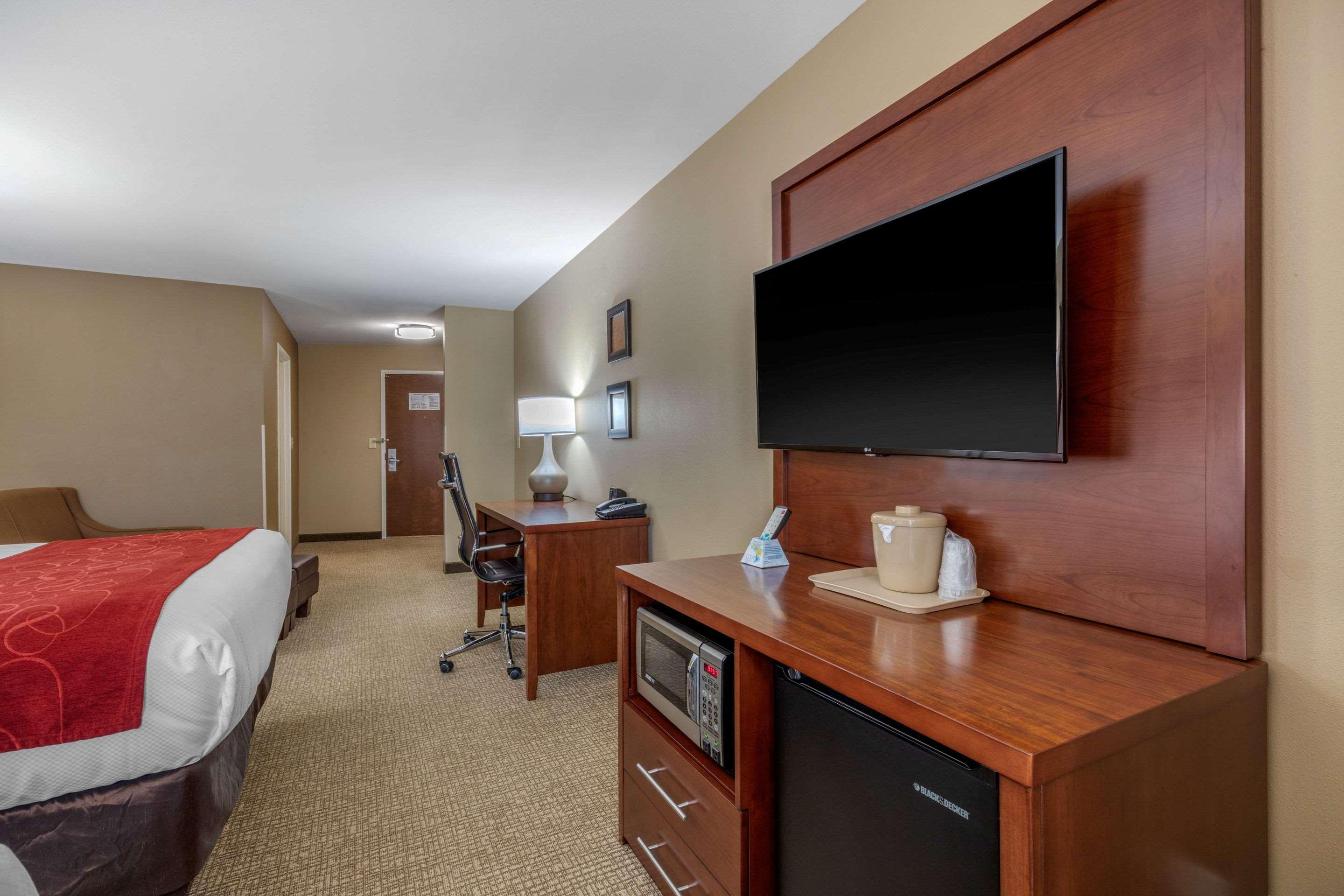 Comfort Suites Pelham Hoover I-65 Екстер'єр фото